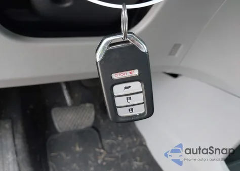 2019 Honda Odyssey Lx z USA, uszkodzony, nr VIN 5FNRL6H24KB127877